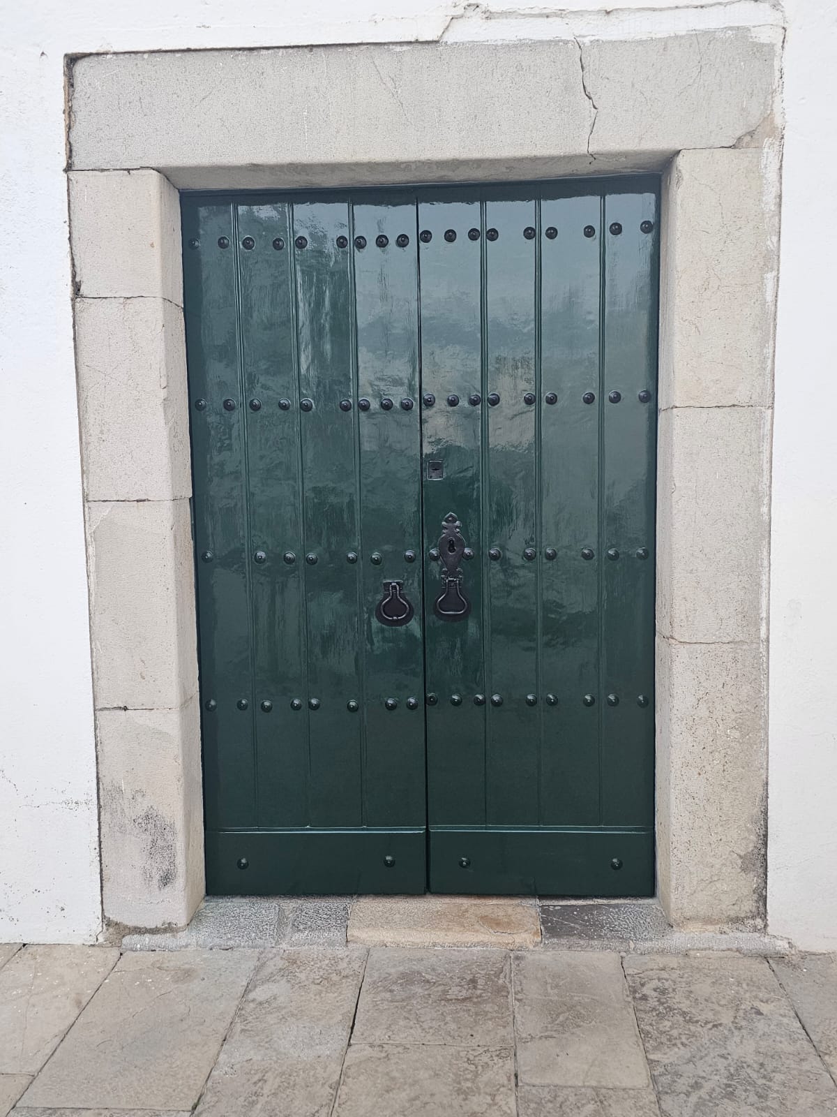 Santiago Church side door installed